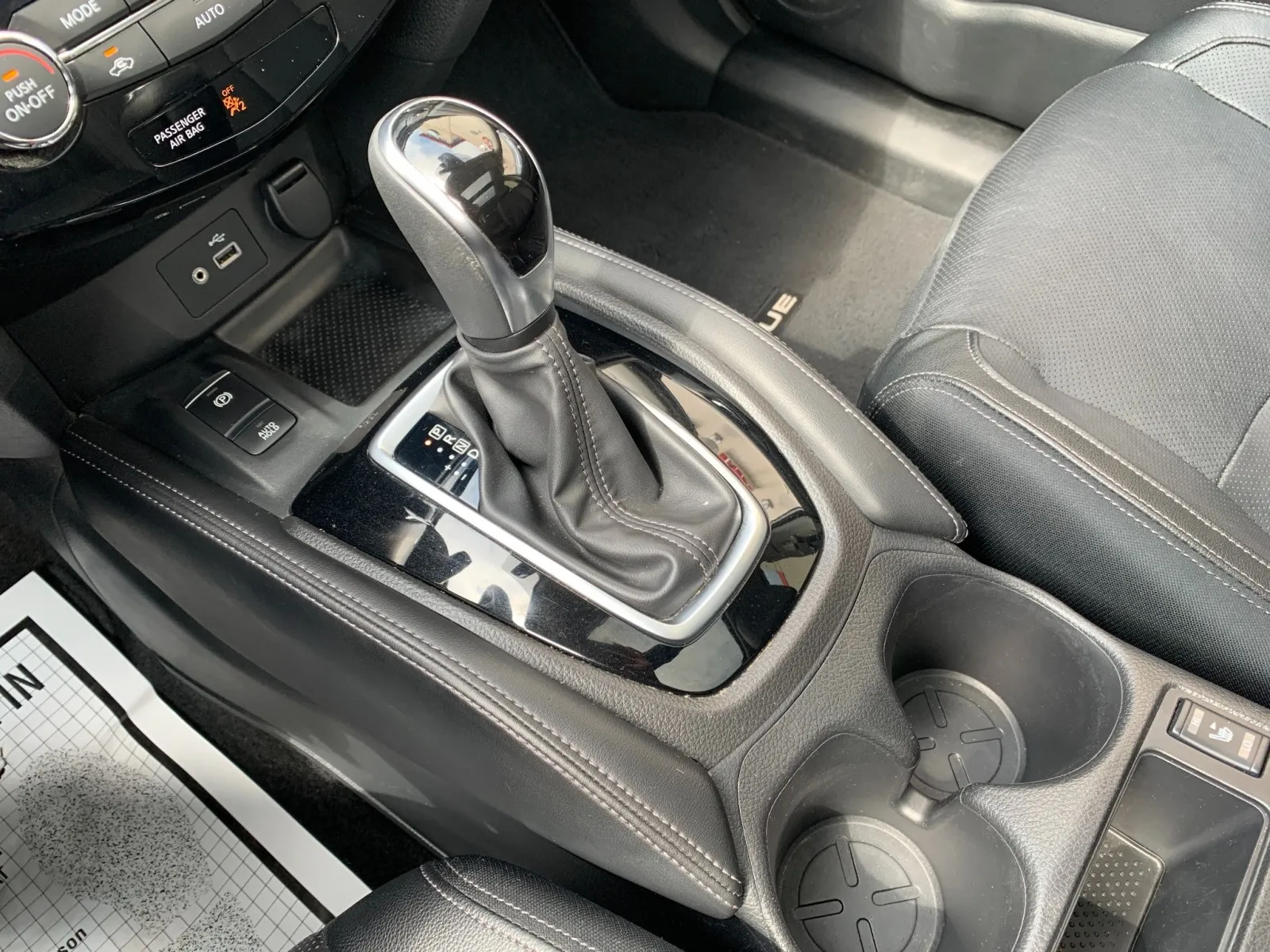Nissan Rogue photo 20