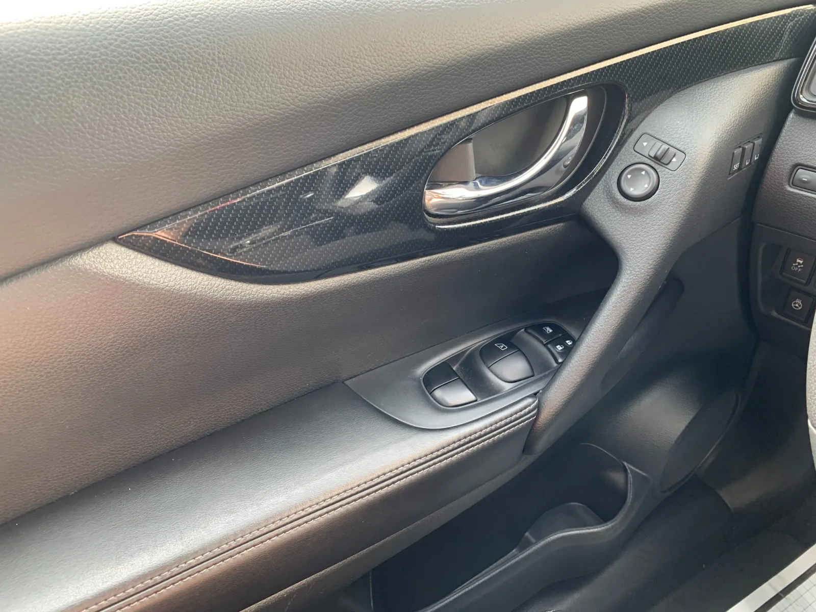 Nissan Rogue photo 13