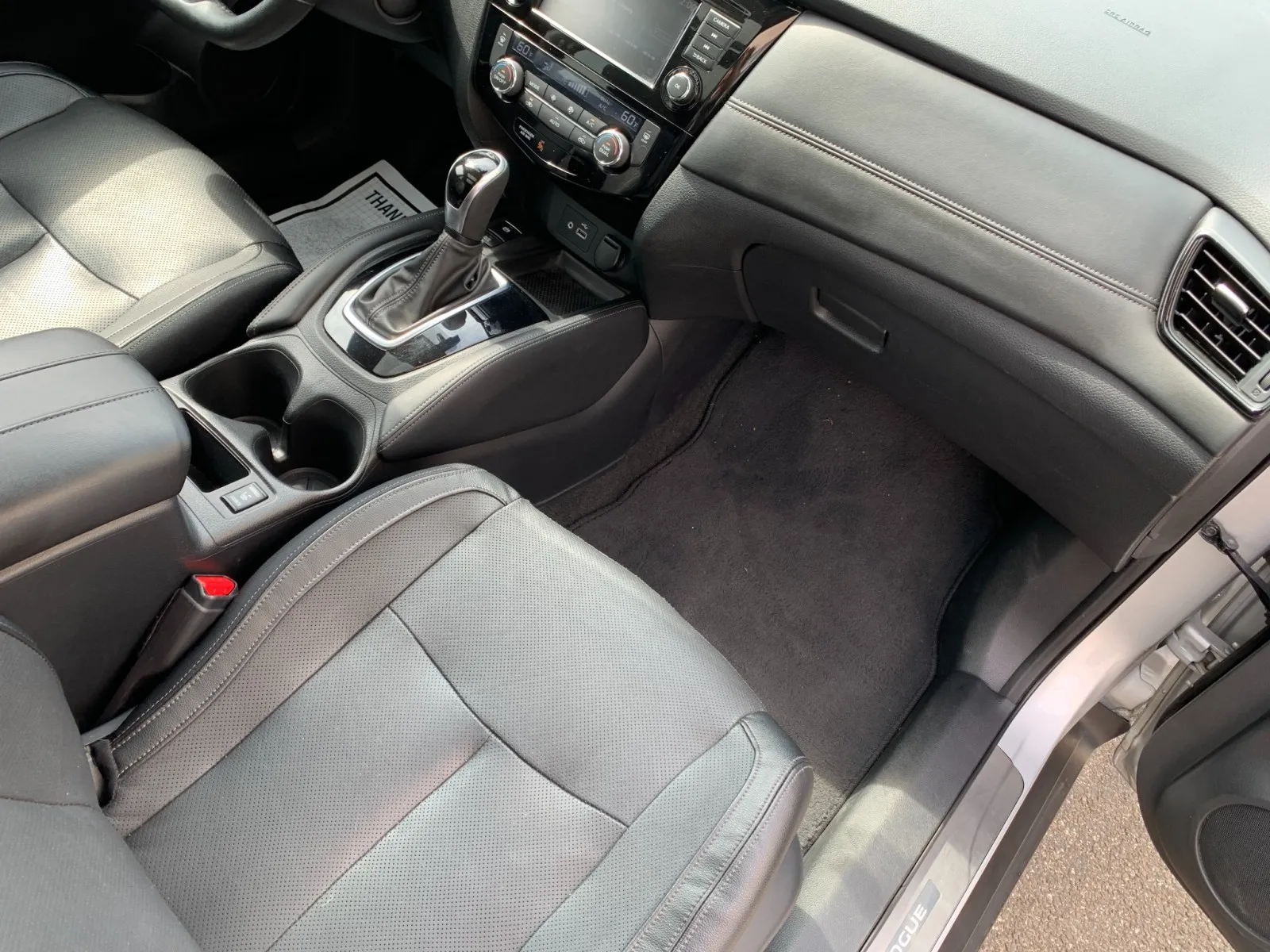 Nissan Rogue photo 44