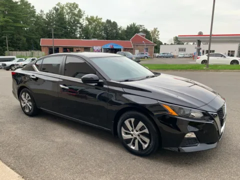 Another view of 2022 Nissan Altima 2.5 S for sale in Meriden, CT at Star Auto Sales