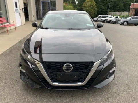 Photos of 2022 Nissan Altima 2.5 S for sale in Meriden, CT at Star Auto Sales