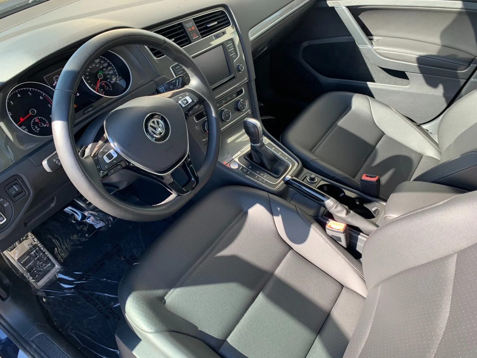 Volkswagen Golf Alltrack photo 10