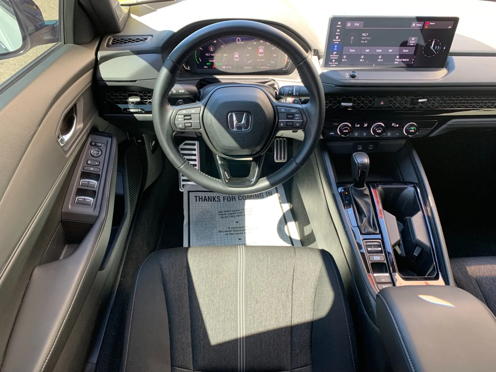 Honda Accord photo 26