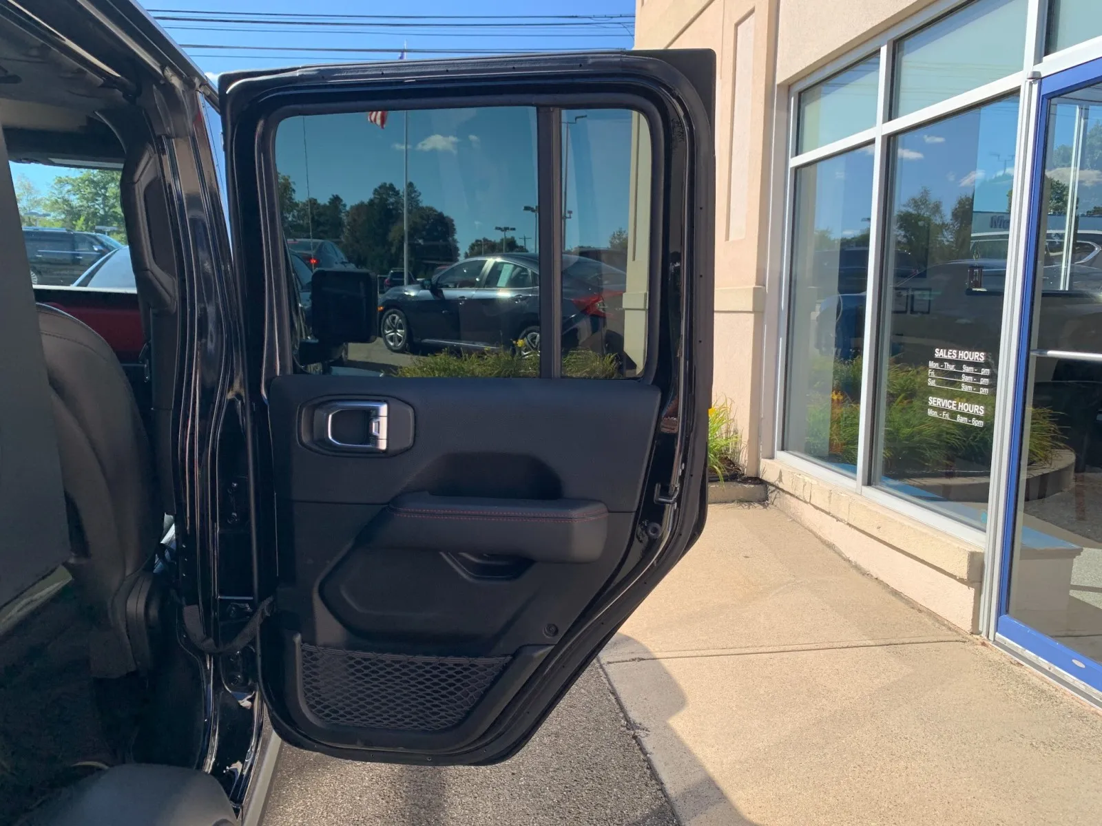 Jeep Wrangler photo 34