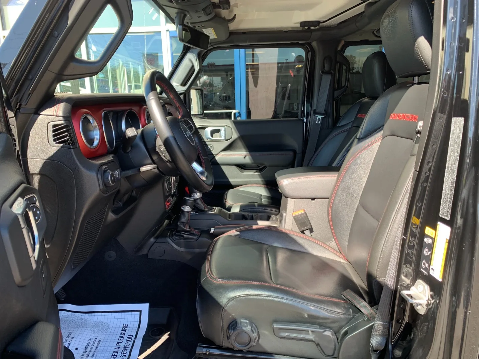 Jeep Wrangler photo 10