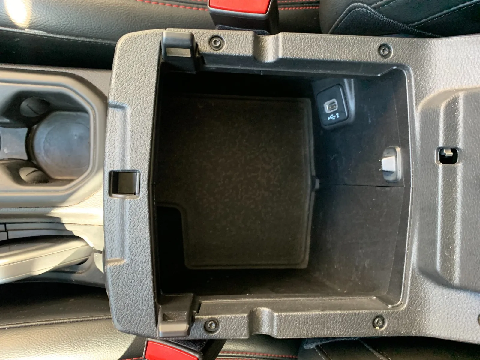 Jeep Wrangler photo 25