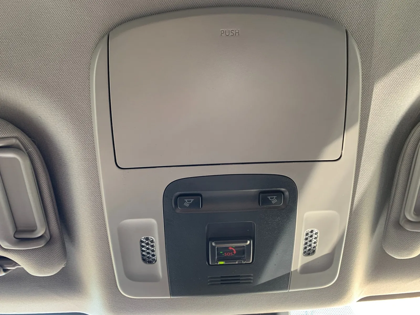 Toyota Camry photo 19