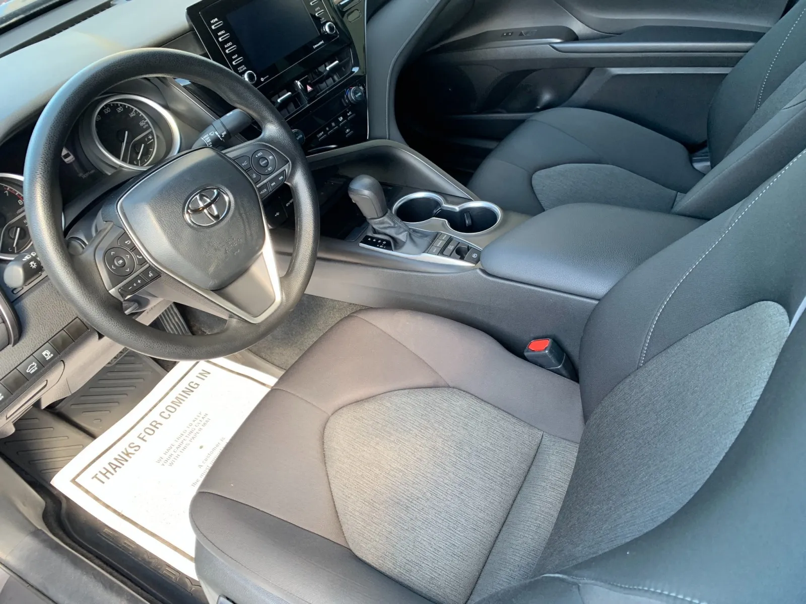 Toyota Camry photo 10