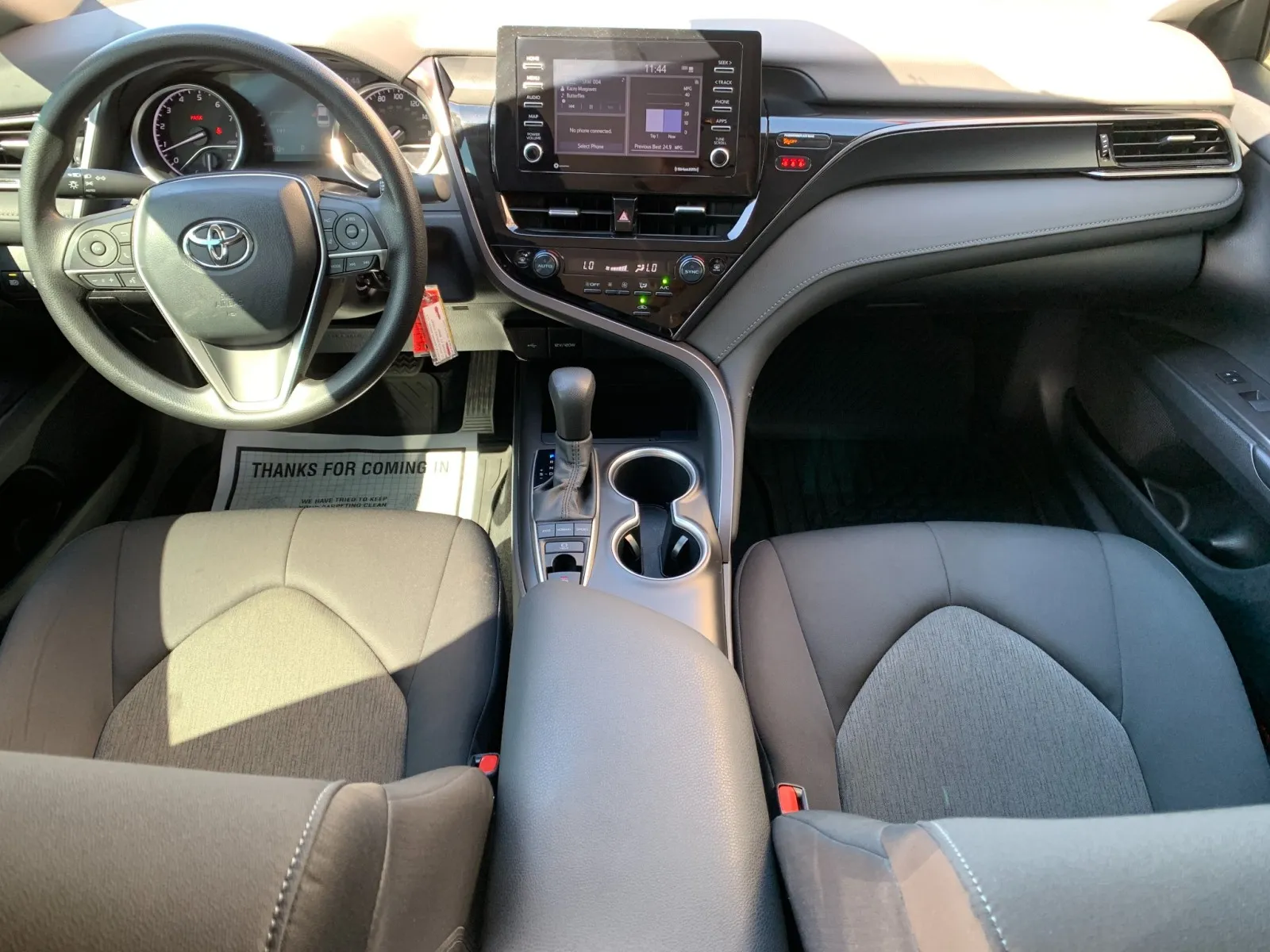 Toyota Camry photo 27