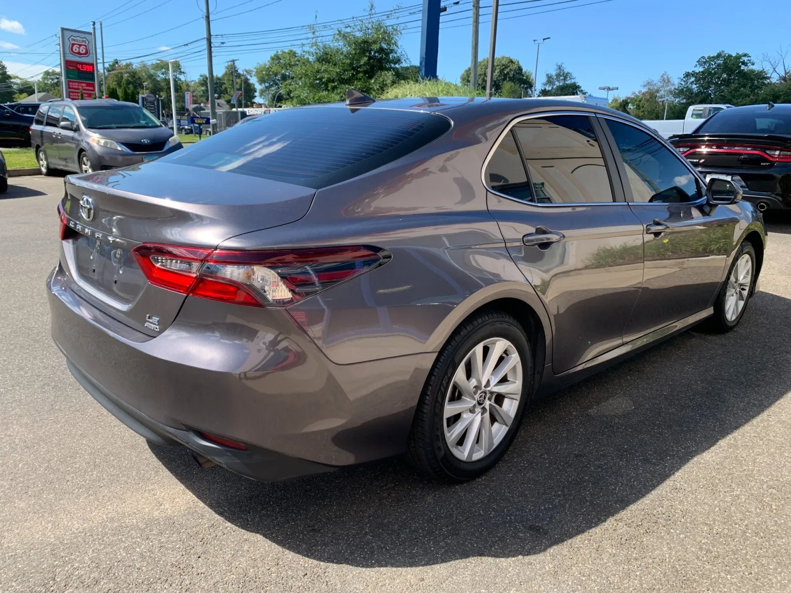Toyota Camry photo 7