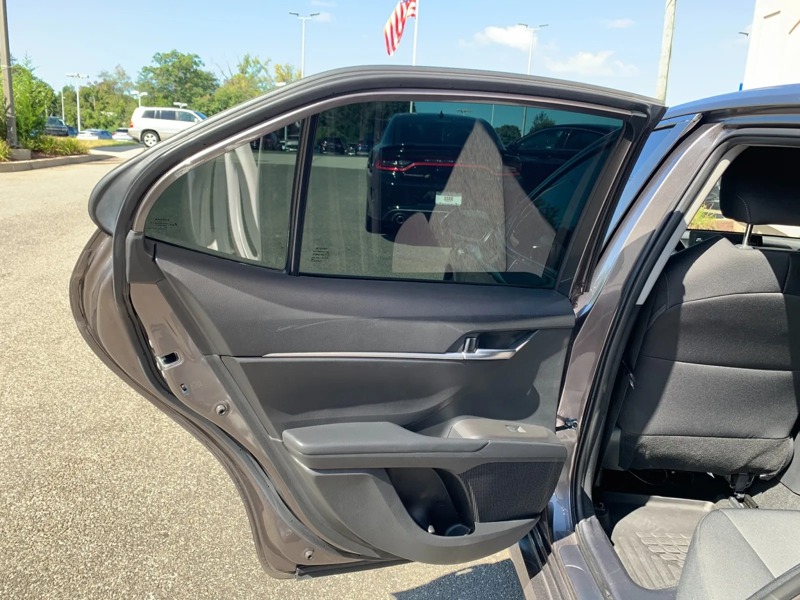Toyota Camry photo 24