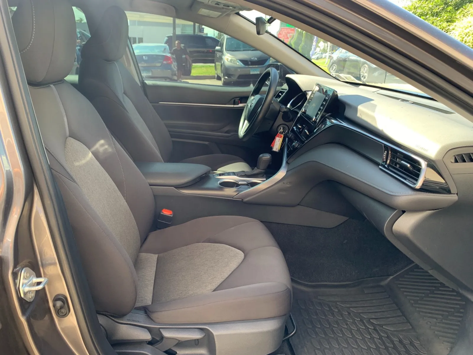 Toyota Camry photo 32