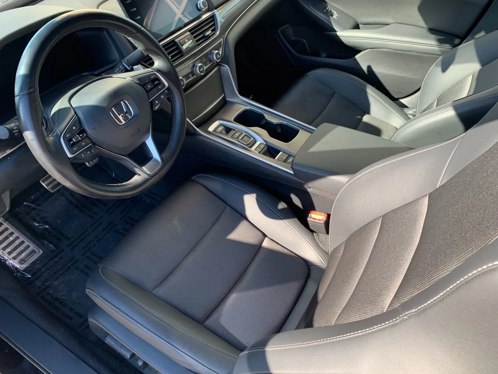Honda Accord photo 10