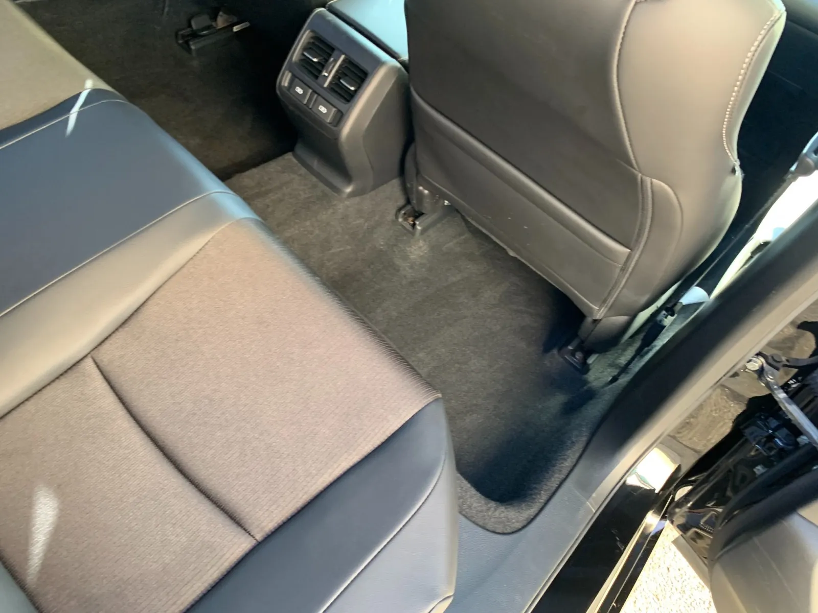 Honda Accord photo 33