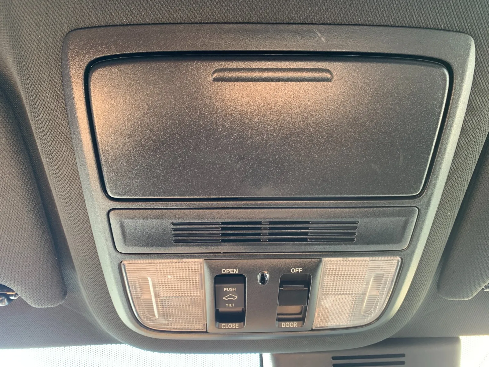 Honda Accord photo 18