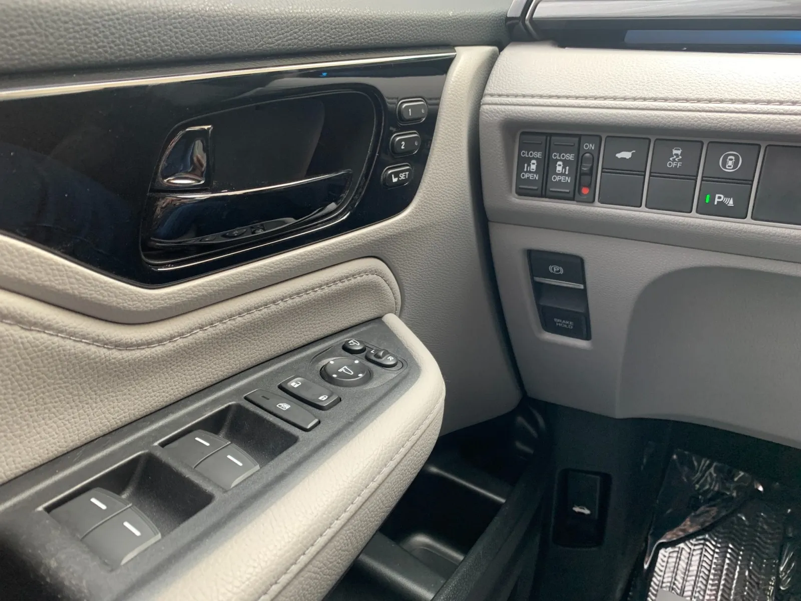 Honda Odyssey photo 14