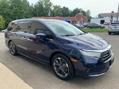 Another view of 2023 Honda Odyssey Elite for sale in Meriden, CT at Star Auto Sales