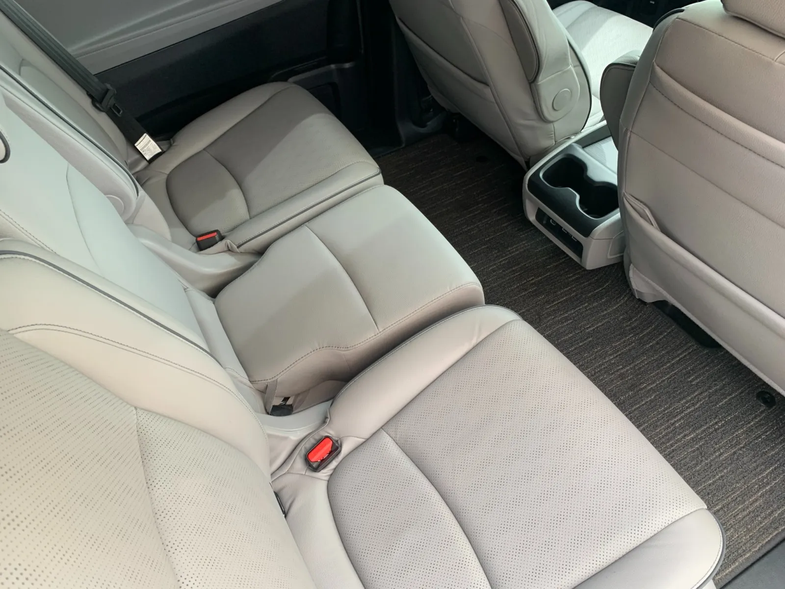 Honda Odyssey photo 28