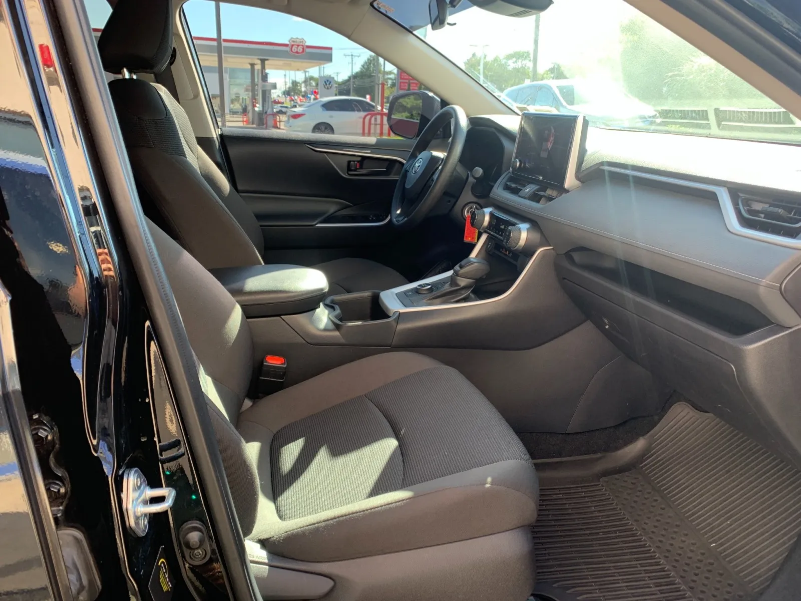 Toyota RAV4 photo 36