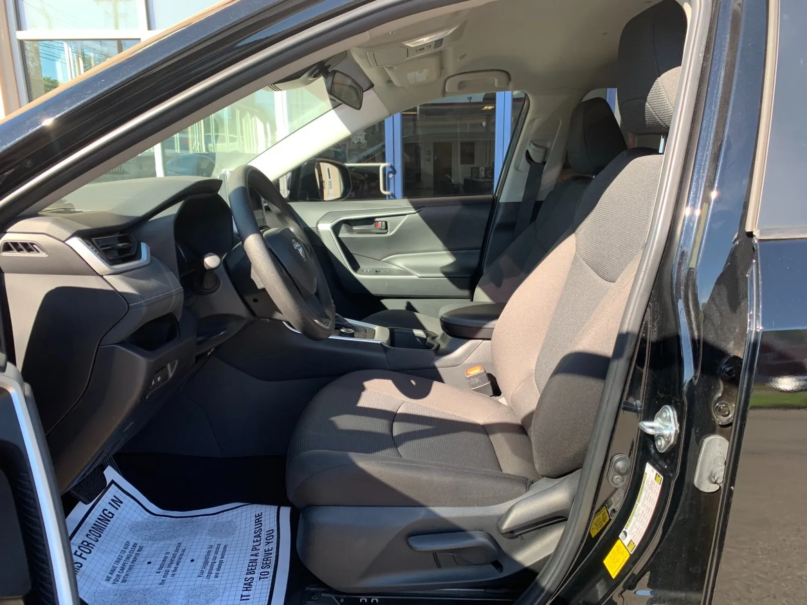 Toyota RAV4 photo 11