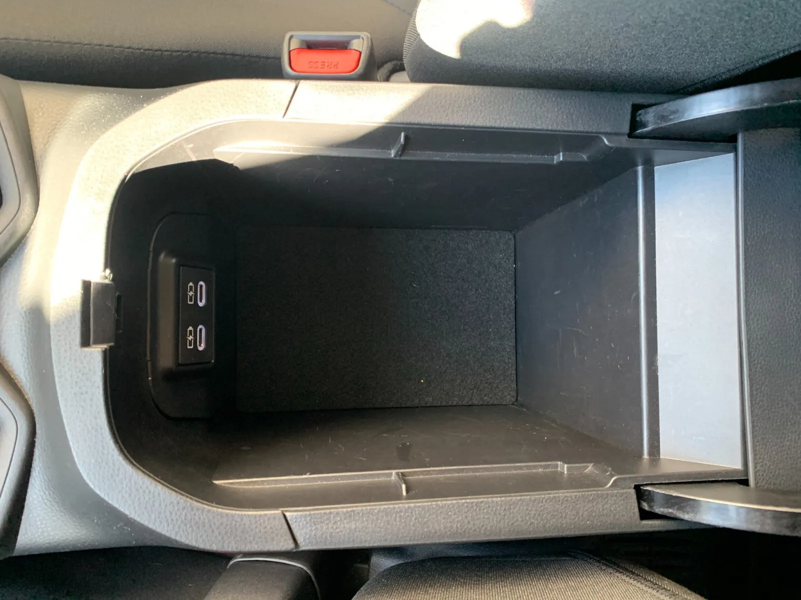 Toyota RAV4 photo 25