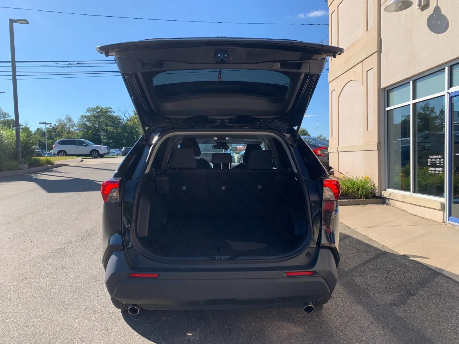 Toyota RAV4 photo 8