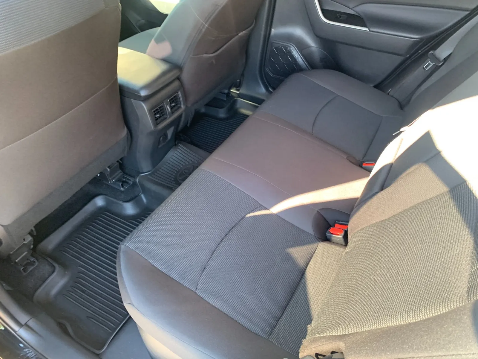 Toyota RAV4 photo 28