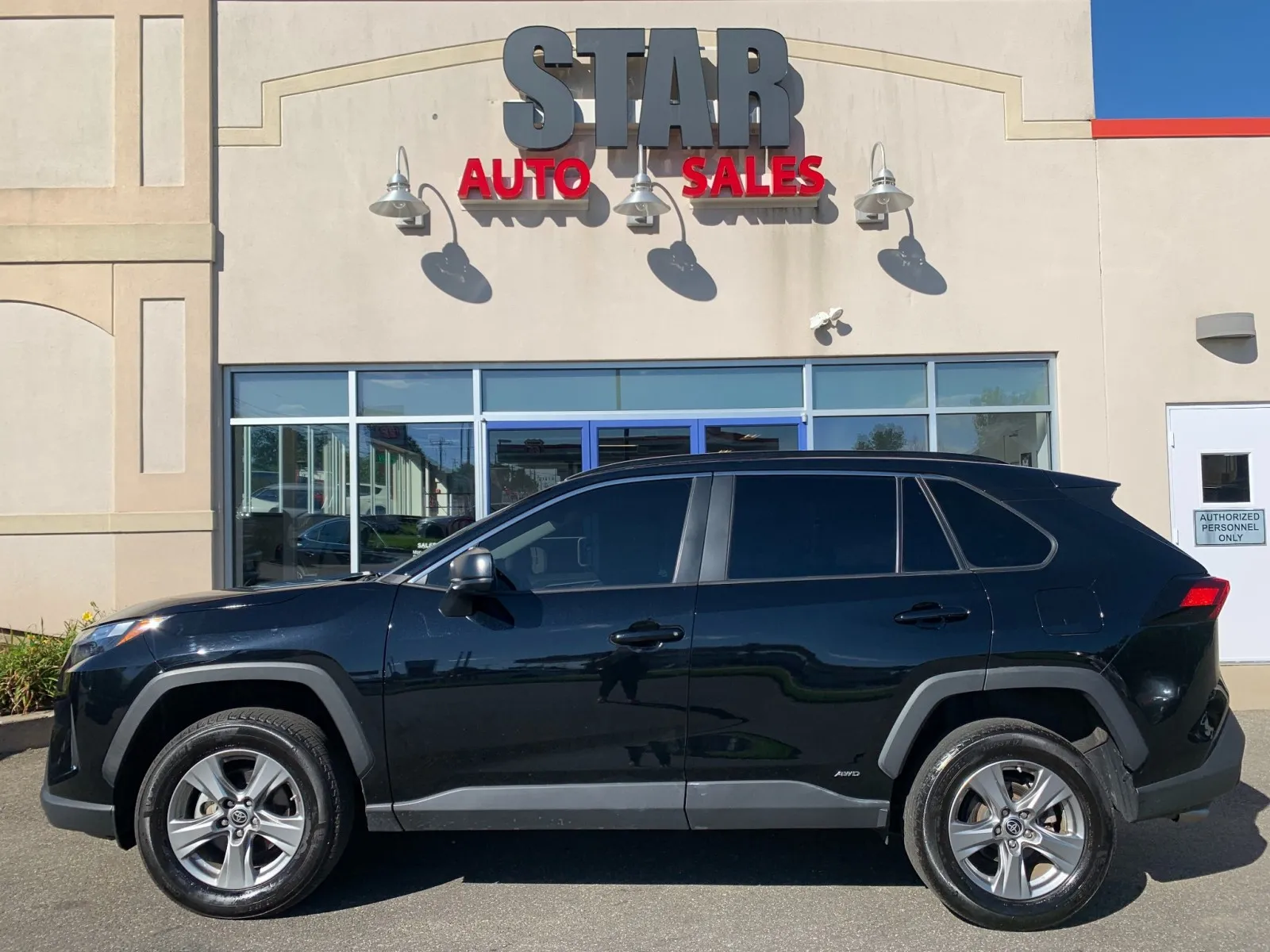 Toyota RAV4 photo 4