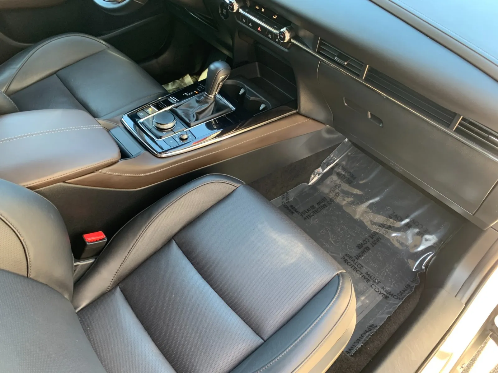 Mazda CX-30 photo 38
