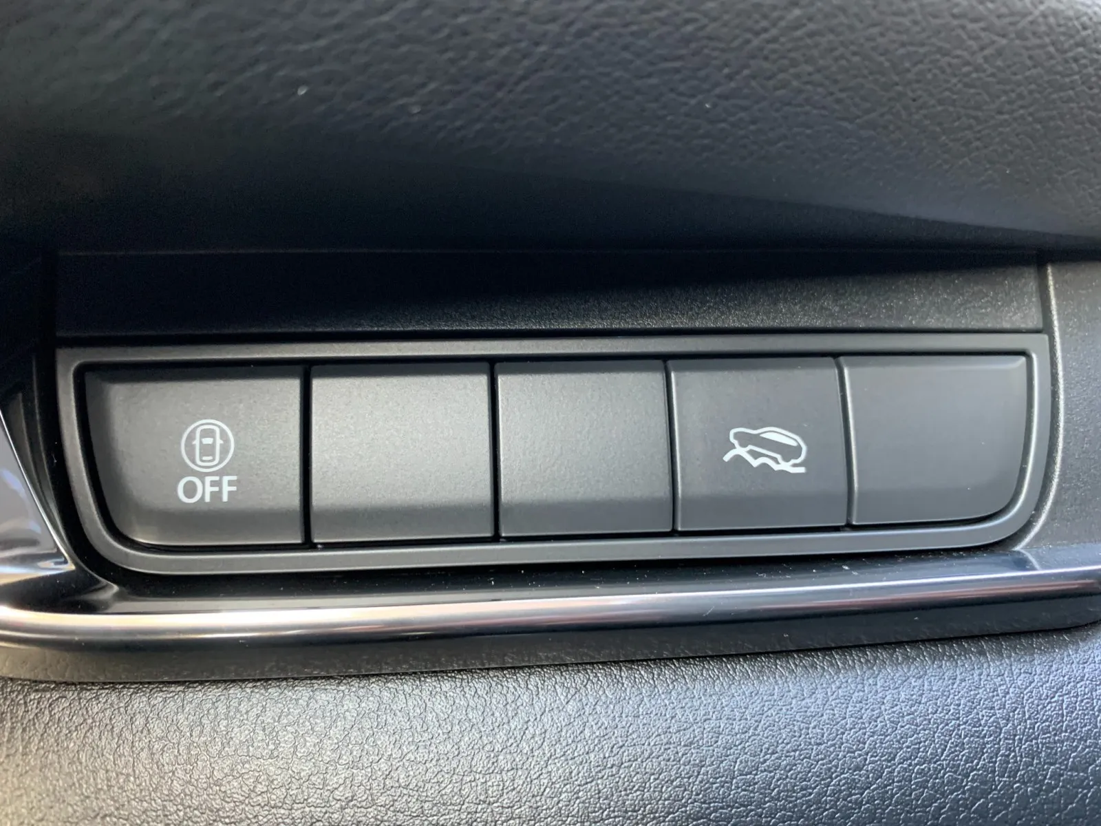 Mazda CX-30 photo 14