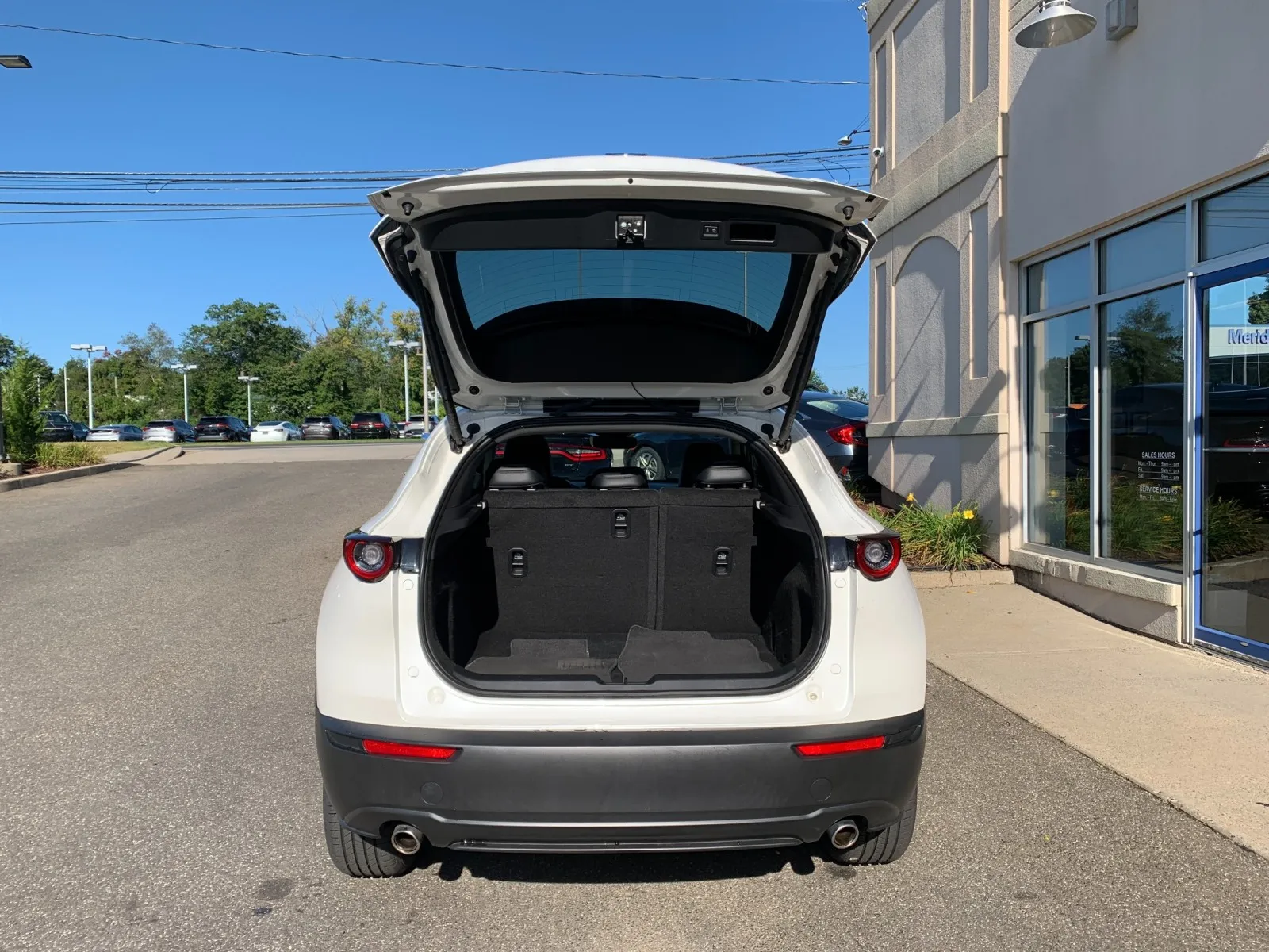 Mazda CX-30 photo 8