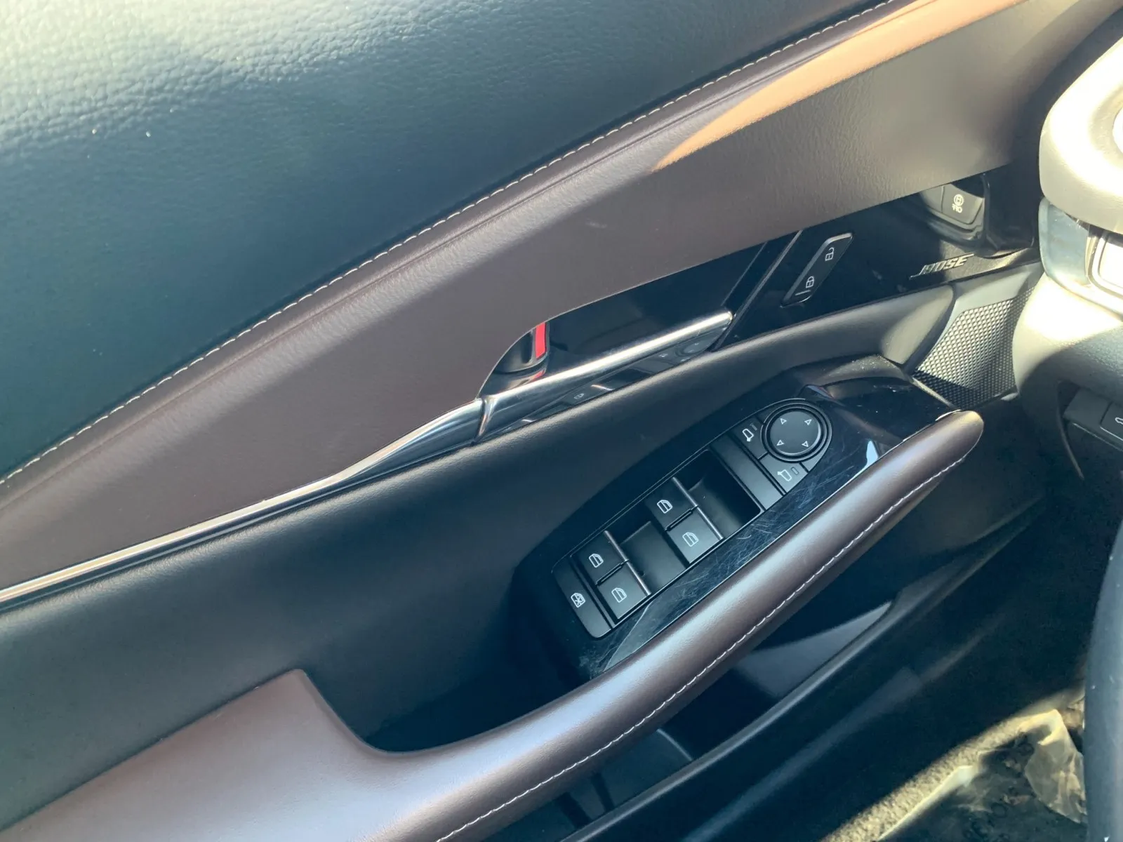 Mazda CX-30 photo 13