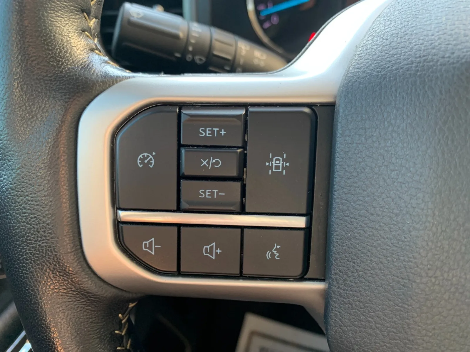 Ford Expedition photo 19