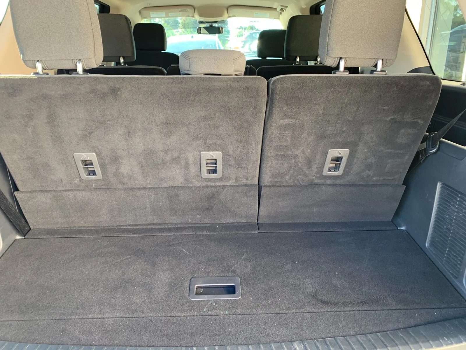 Ford Expedition photo 9
