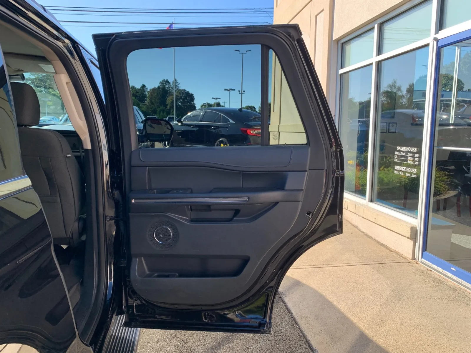 Ford Expedition photo 35