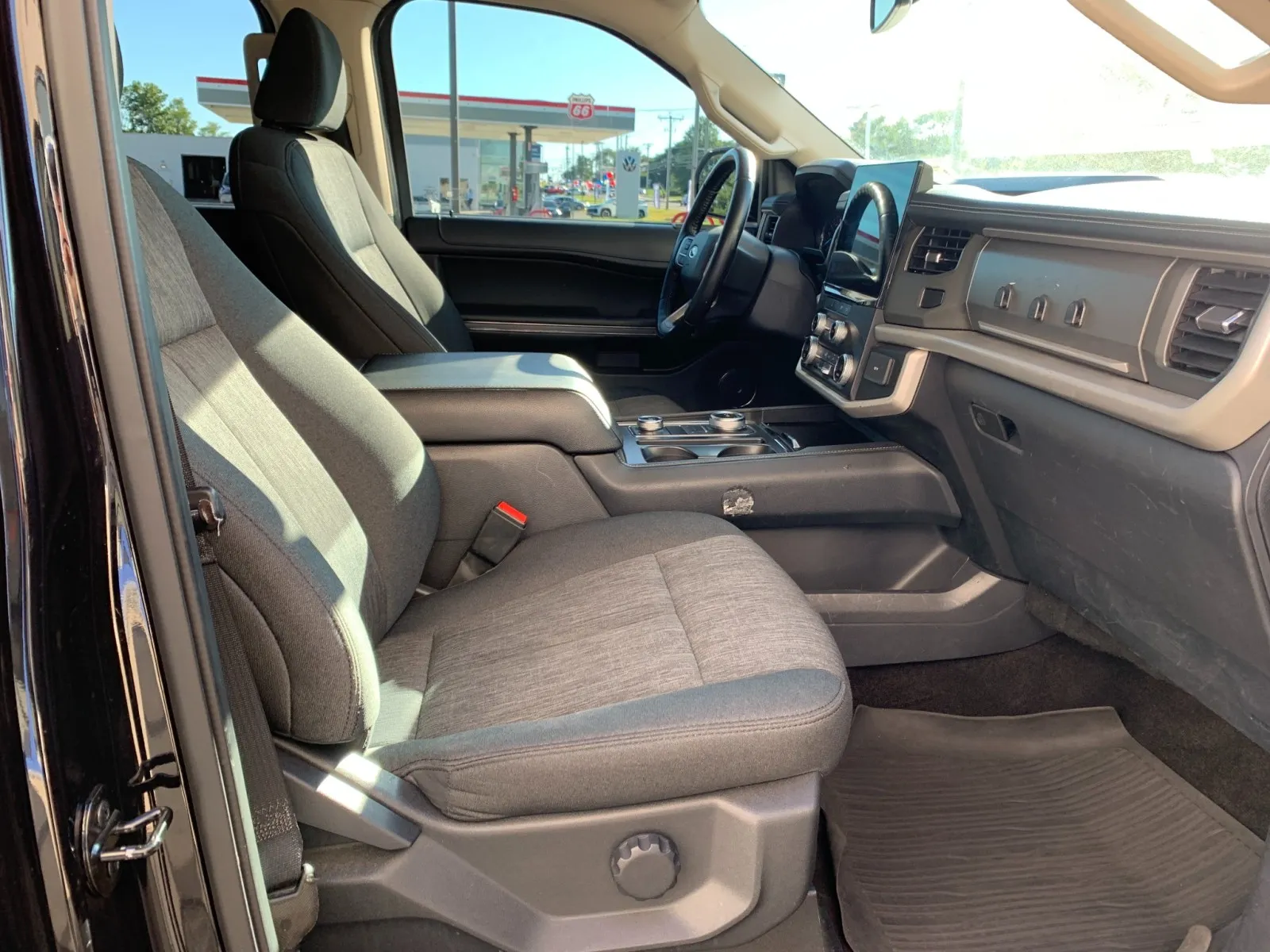 Ford Expedition photo 38