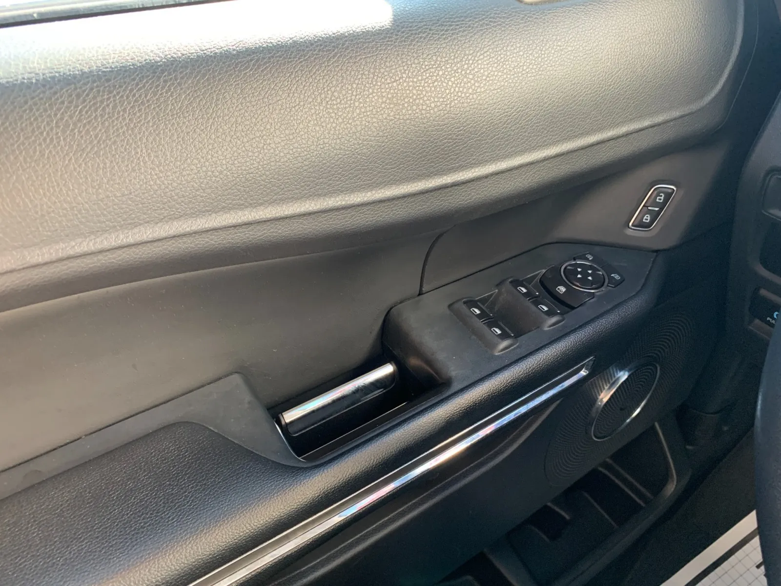 Ford Expedition photo 16