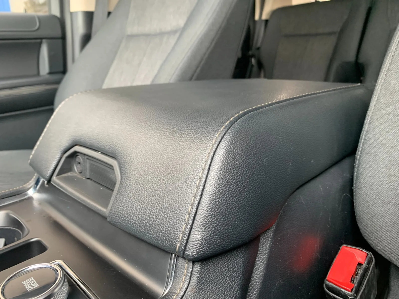Ford Expedition photo 25