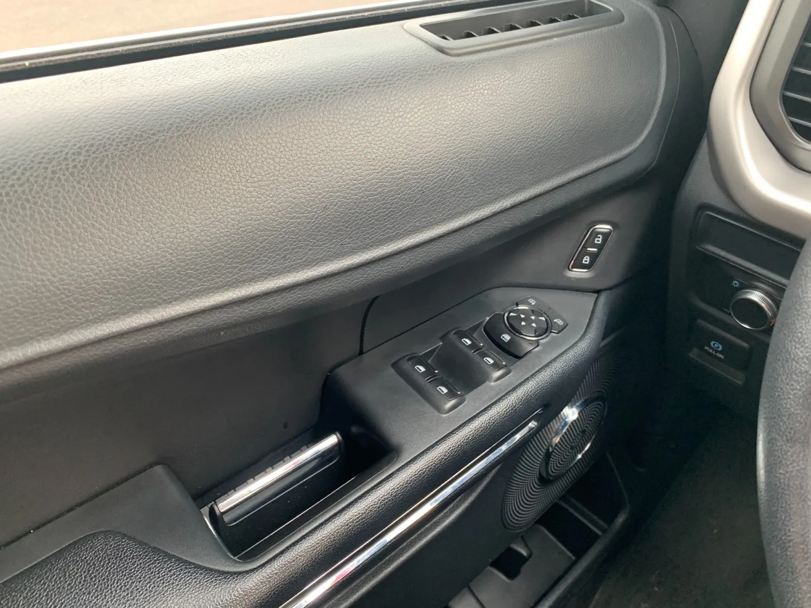 Ford Expedition photo 16