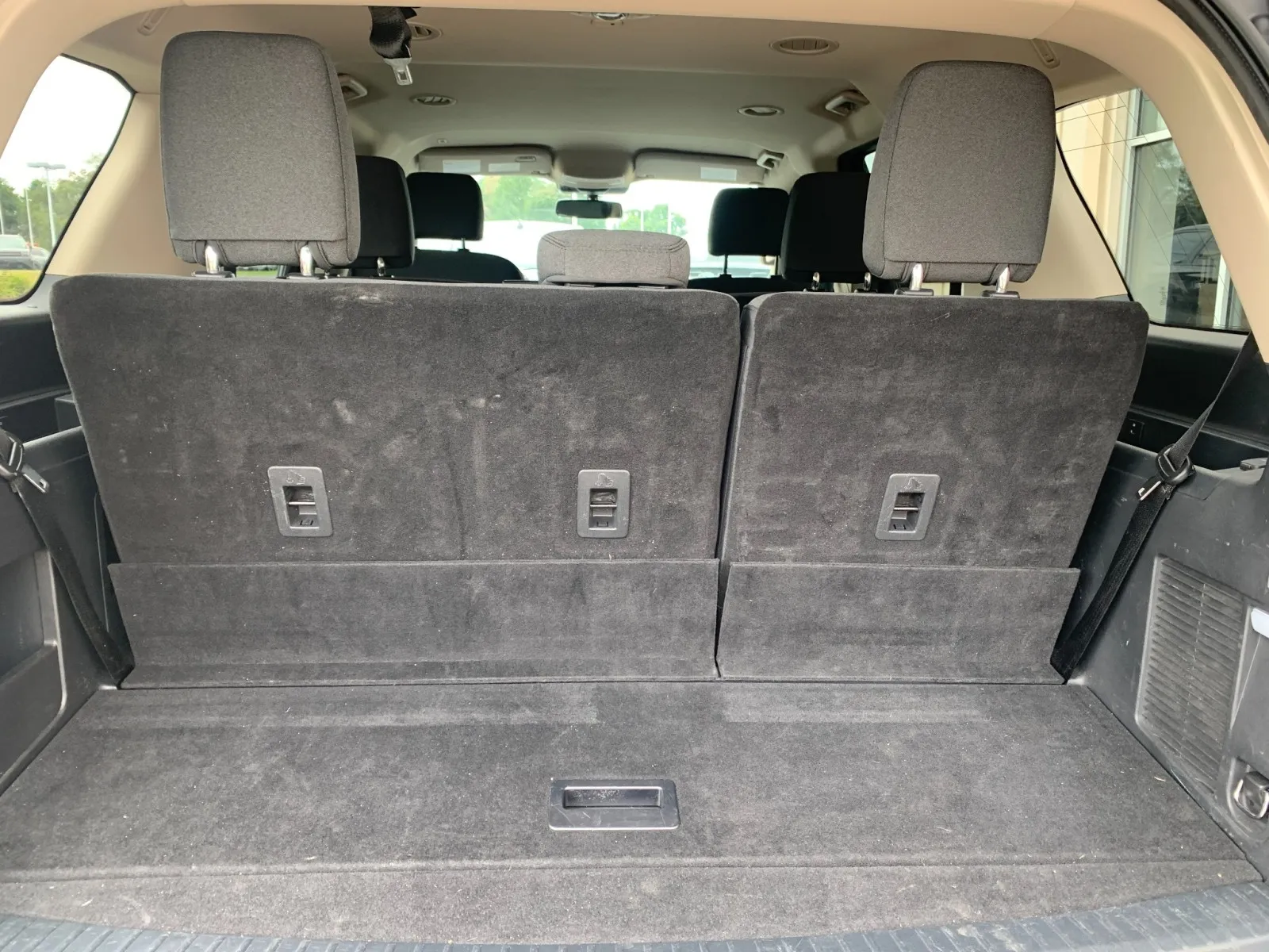 Ford Expedition photo 11