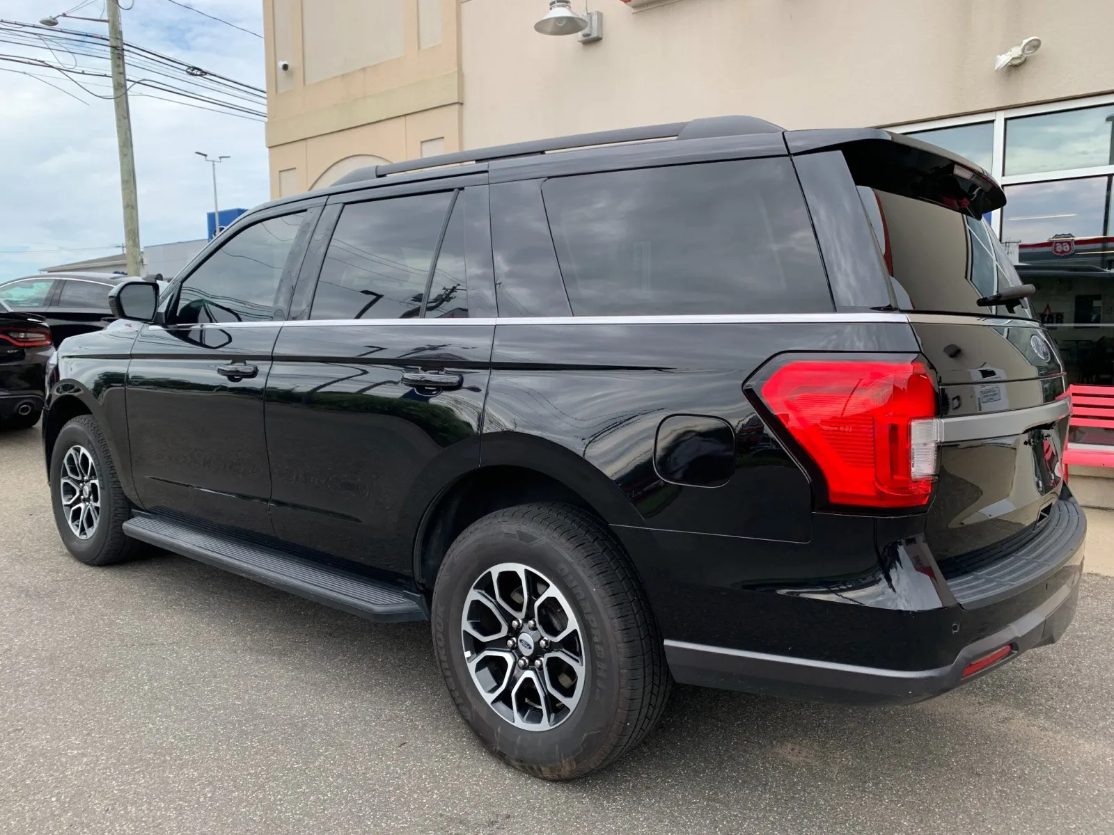 Ford Expedition photo 5