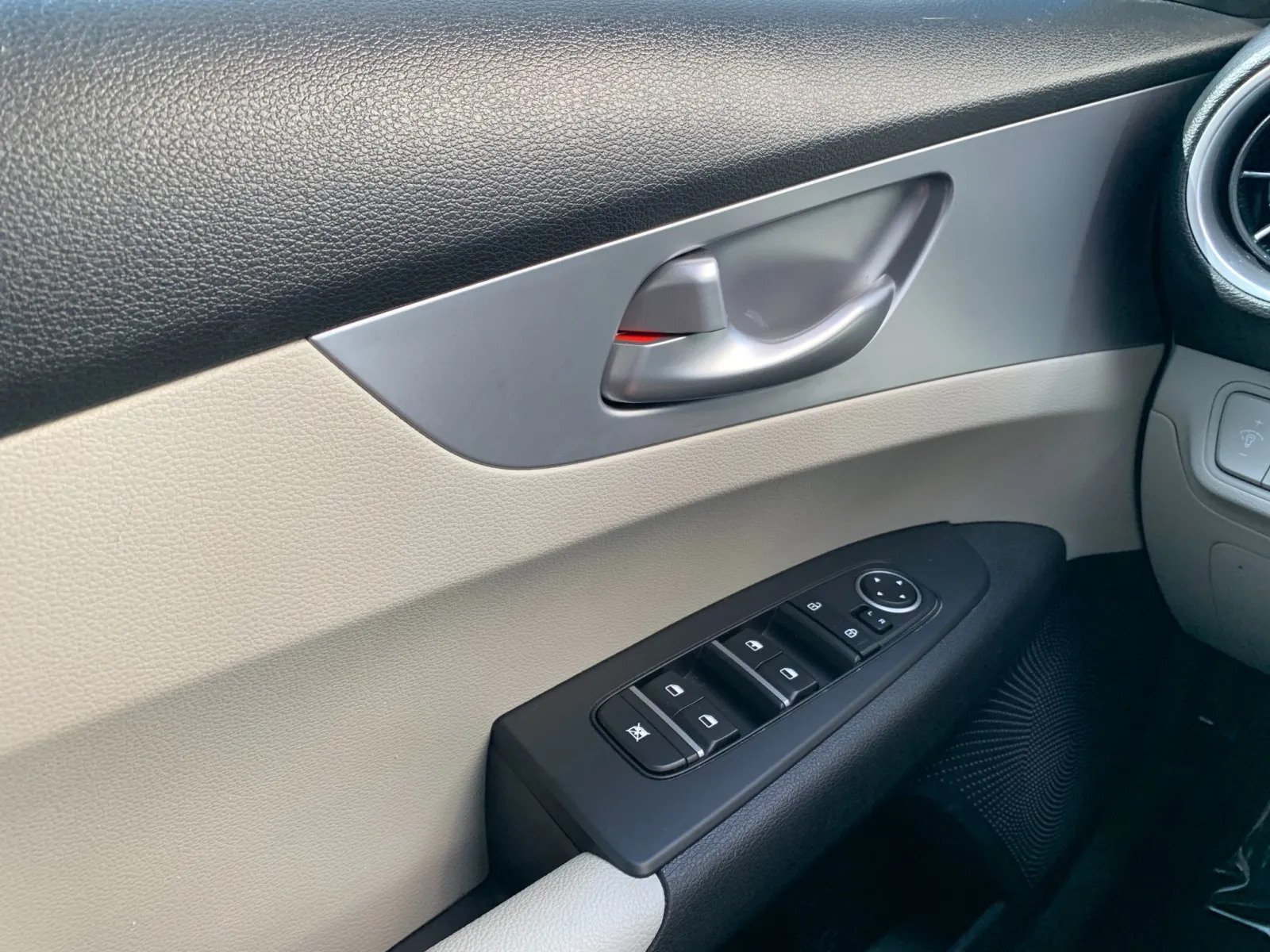 Kia Forte photo 12