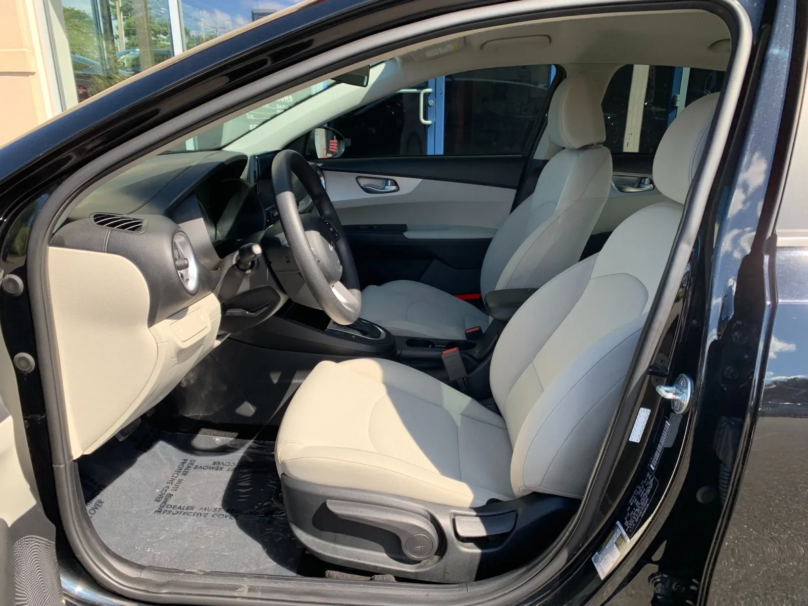 Kia Forte photo 8