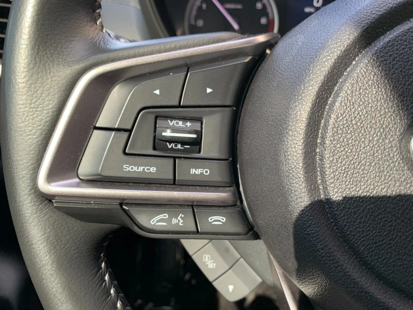 Subaru Forester photo 16