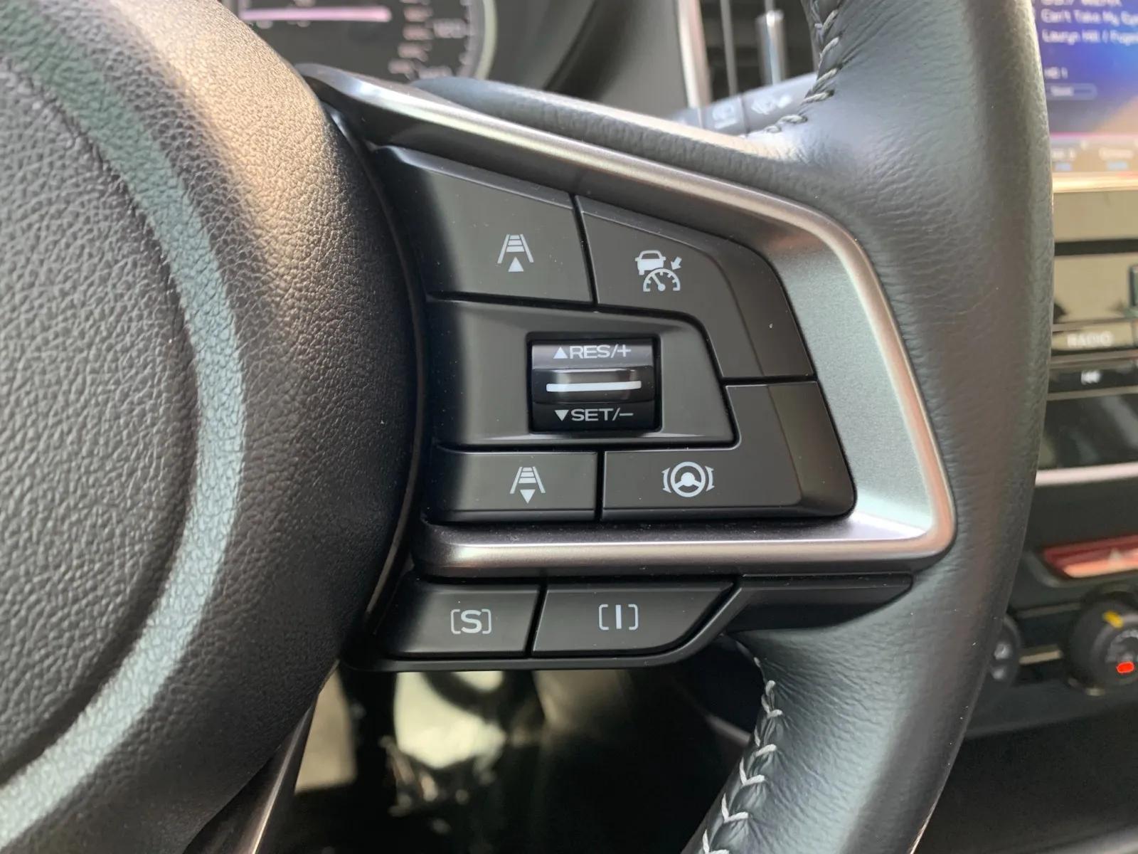 Subaru Forester photo 17