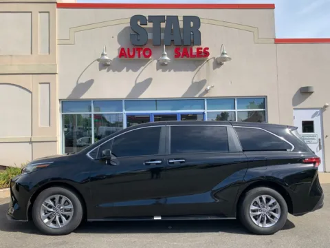 More photos of 2022 Toyota Sienna XLE at Star Auto Sales, CT