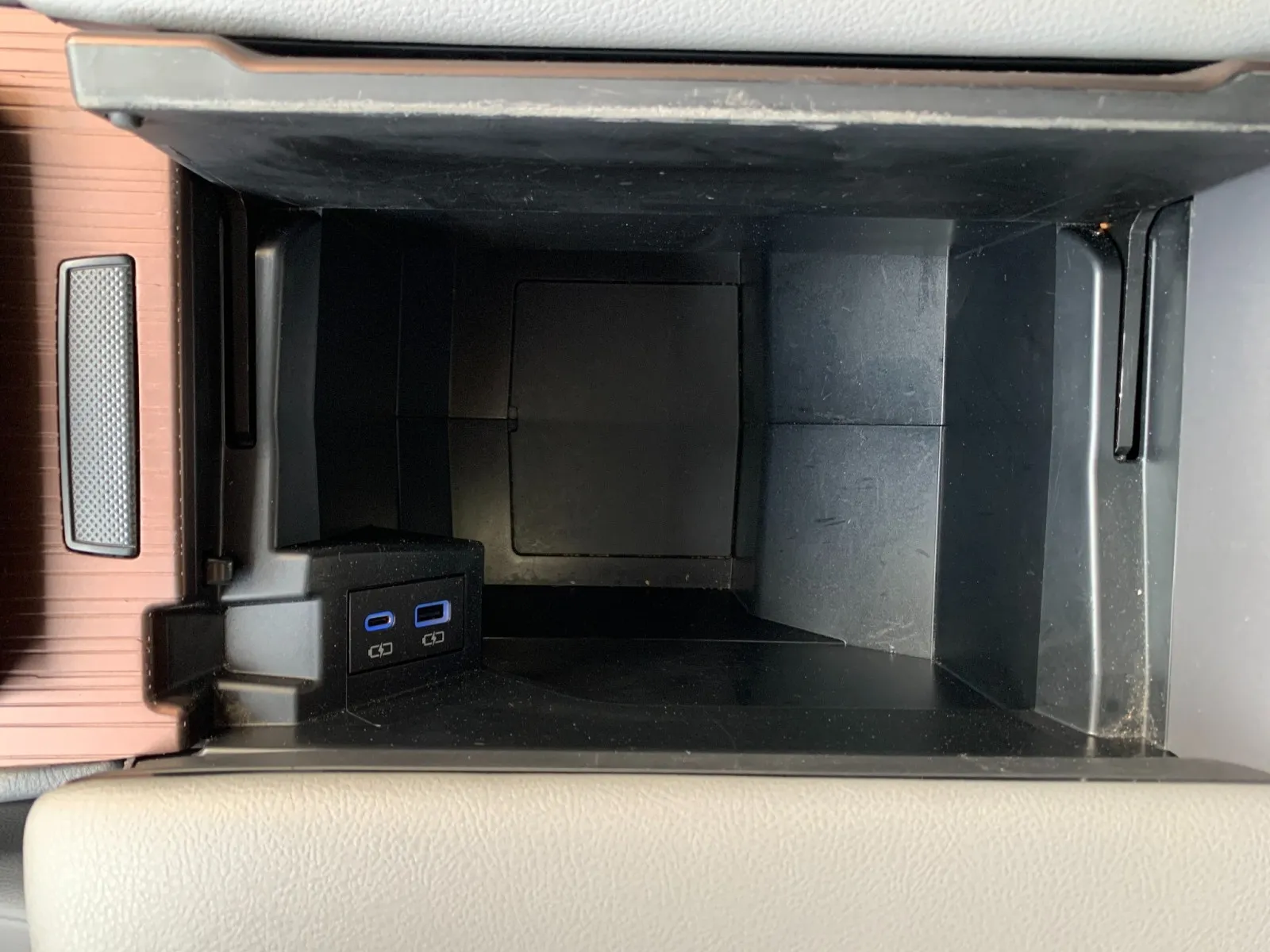 Toyota Sienna photo 24