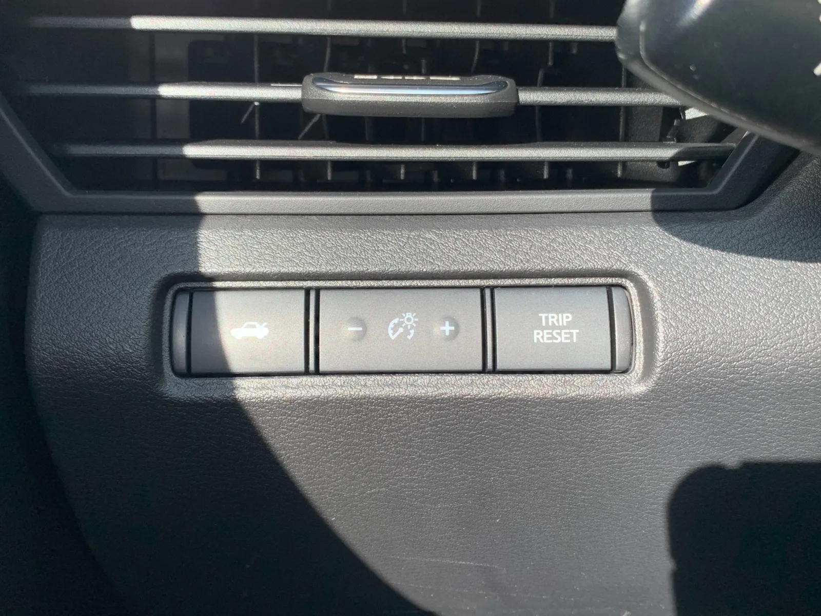 Nissan Altima photo 12