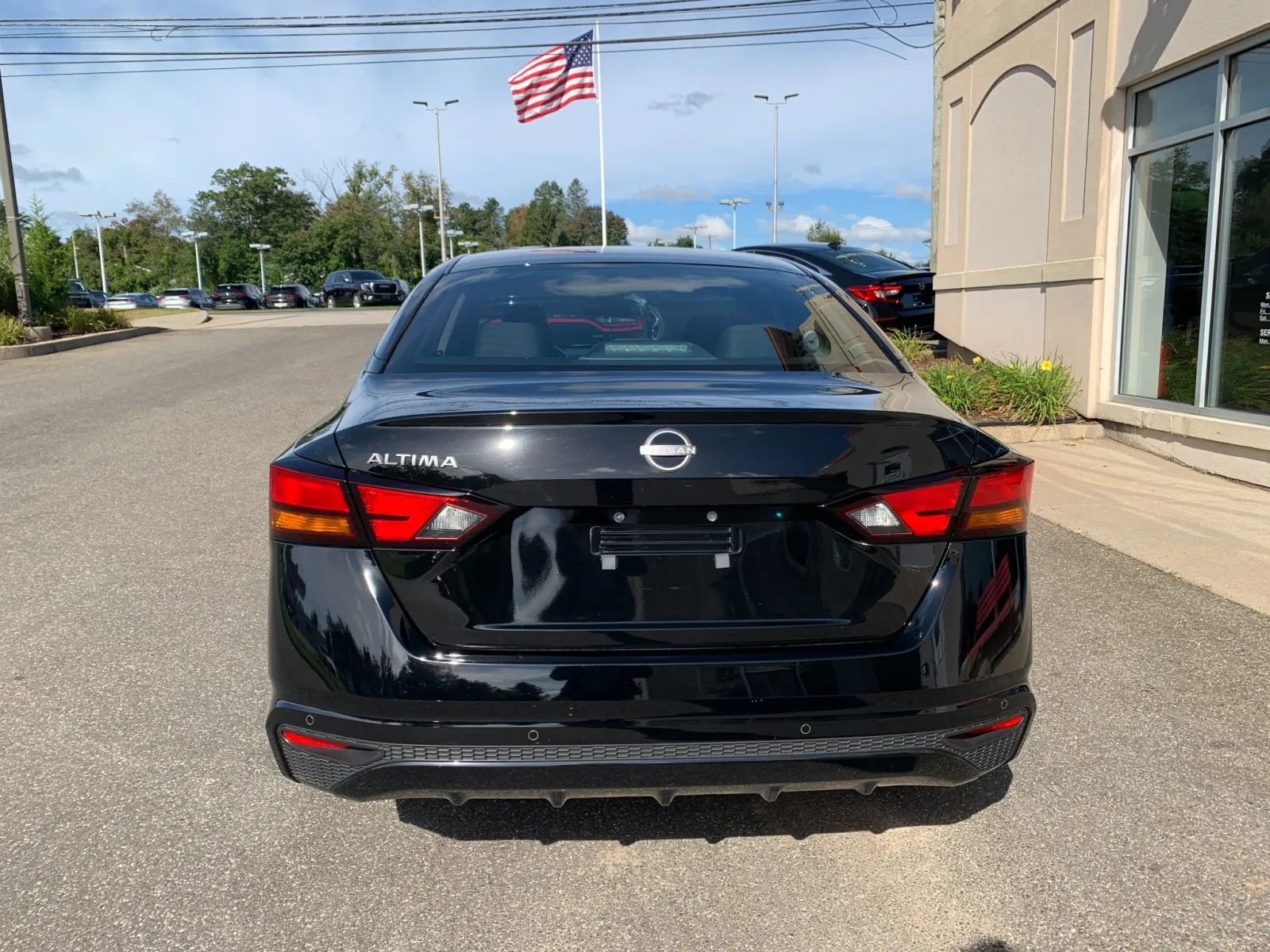 Nissan Altima photo 6