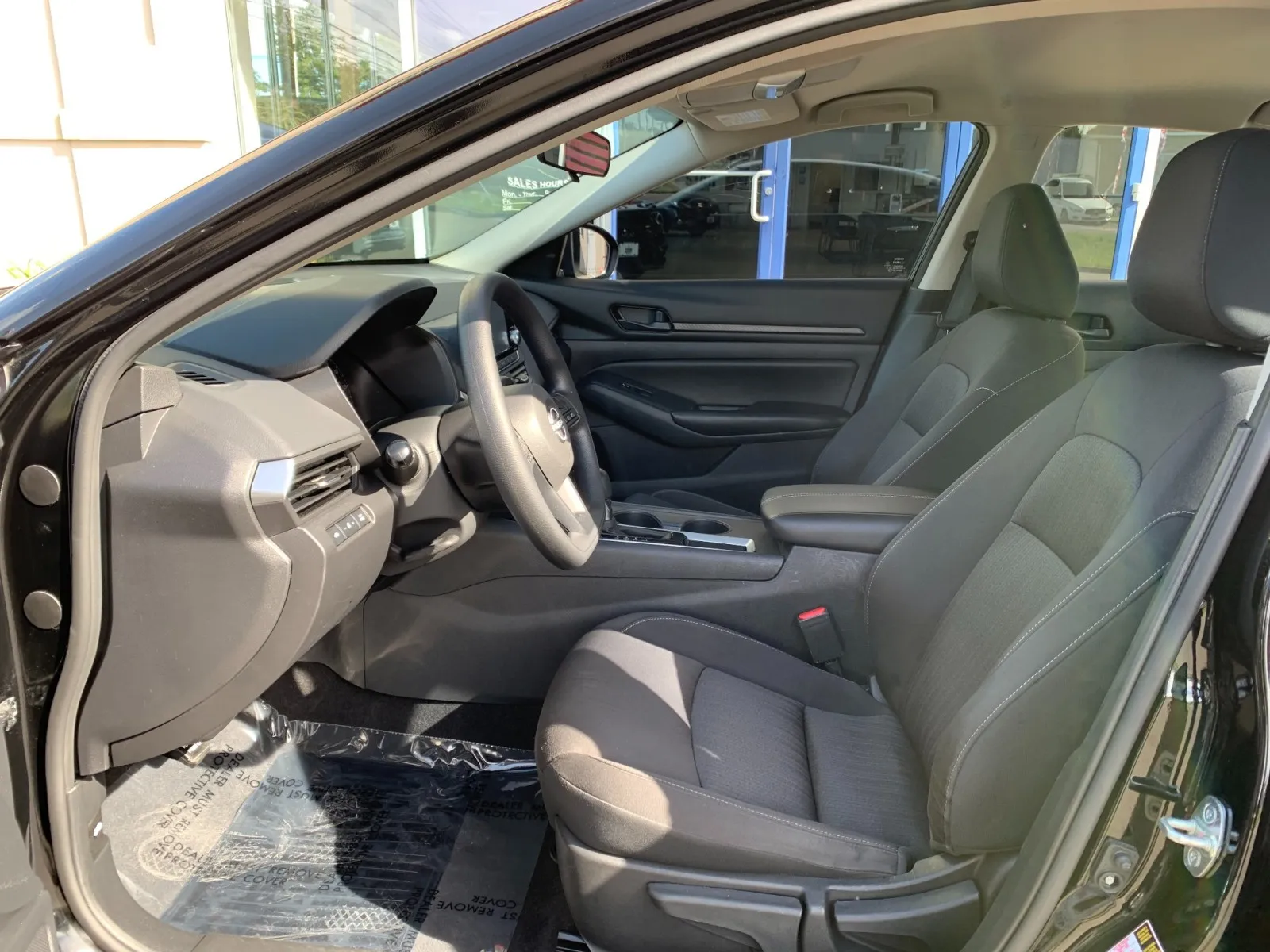 Nissan Altima photo 8